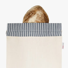 Laden Sie das Bild in den Galerie-Viewer, Brot Aufbewahrungsbeutel aus Baumwolle, Motiv "Streifen Blau", 28 x 38 cm