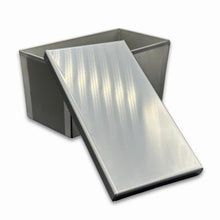 Laden Sie das Bild in den Galerie-Viewer, Kasten Backform aus Edelstahl