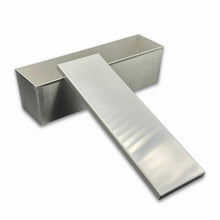 Laden Sie das Bild in den Galerie-Viewer, Kasten Backform aus Edelstahl