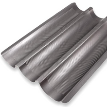 Laden Sie das Bild in den Galerie-Viewer, Baguetteblech, perforiert, 3-fach