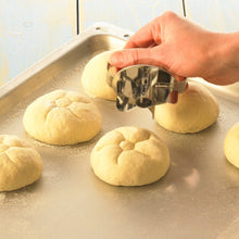 Laden Sie das Bild in den Galerie-Viewer, Brötchenstempel, Semmelstempel - 25.stunden.BROT