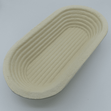 Laden Sie das Bild in den Galerie-Viewer, Gärkorb (Brotform, Simperl) Oval länglich aus Holzschliff, Rillenmuster, 1 Kg, 30 x 13 cm - 25.stunden.BROT