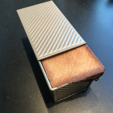 Laden Sie das Bild in den Galerie-Viewer, Toastbrot Kastenform beschichtet mit Deckel - 25.stunden.BROT